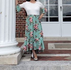 Reborn J Floral High-Low Dress Size Small